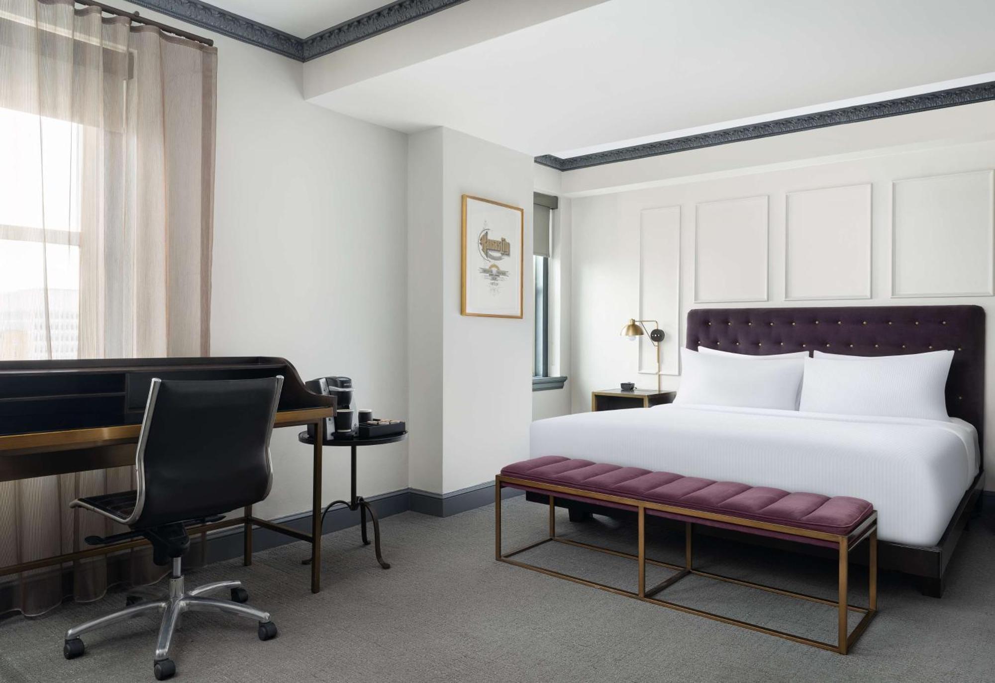 Hotel Phillips Kansas City, Curio Collection By Hilton Екстериор снимка